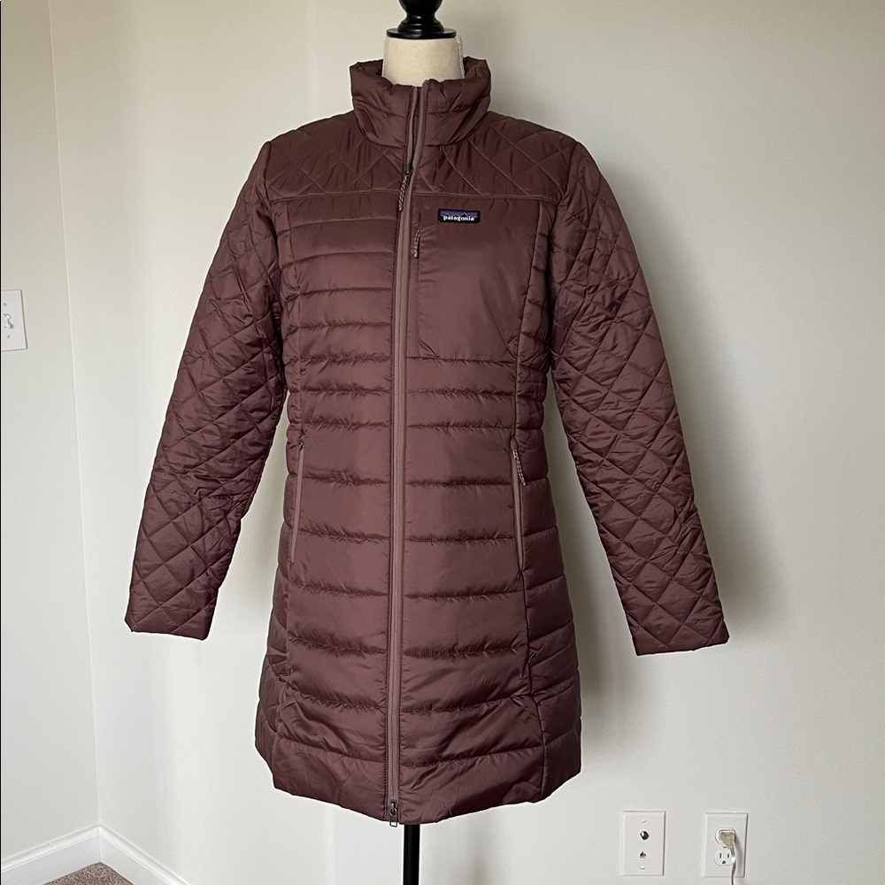 Patagonia / Quilted Coat - Picture 2 of 4